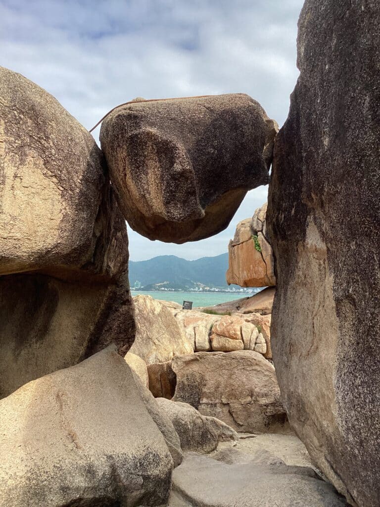 Hon da cheo leo o Hon Chong