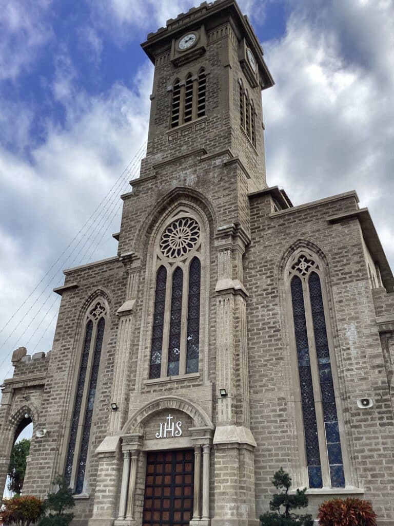 Toàn cảnh Nhà Thờ Núi Nha Trang