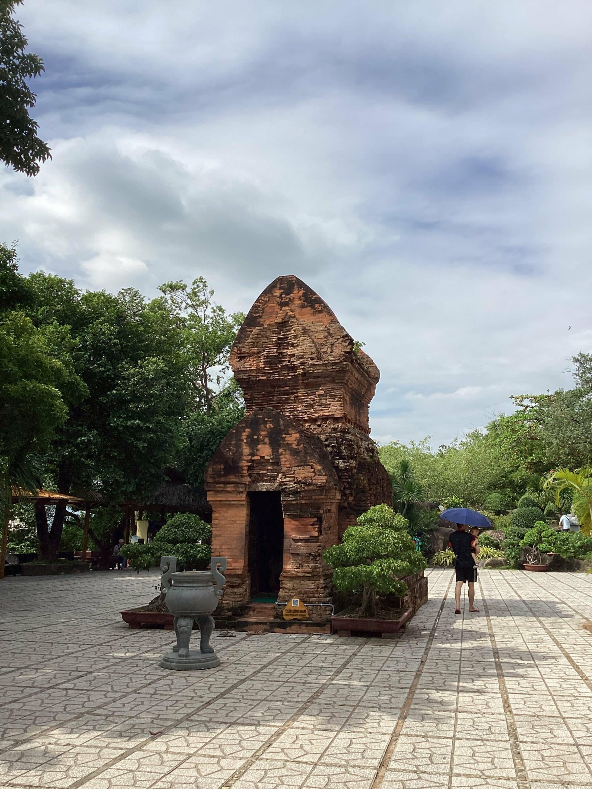 Thap Tay Nam Thap Ba Ponagar Nha Trang