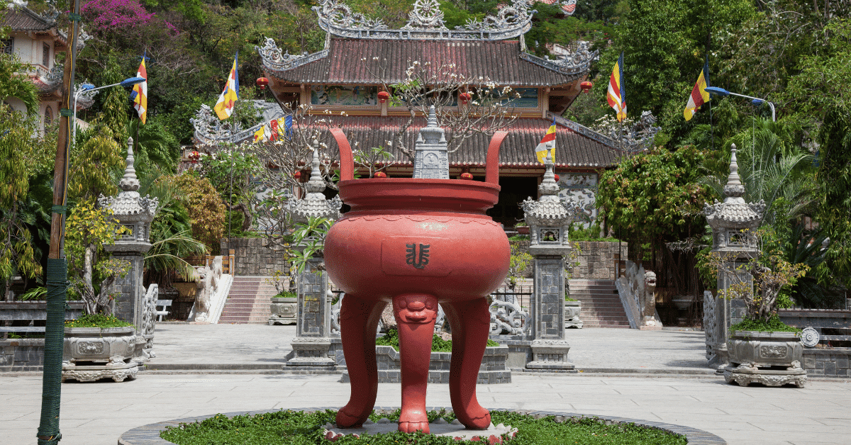 chua Long son nha trang